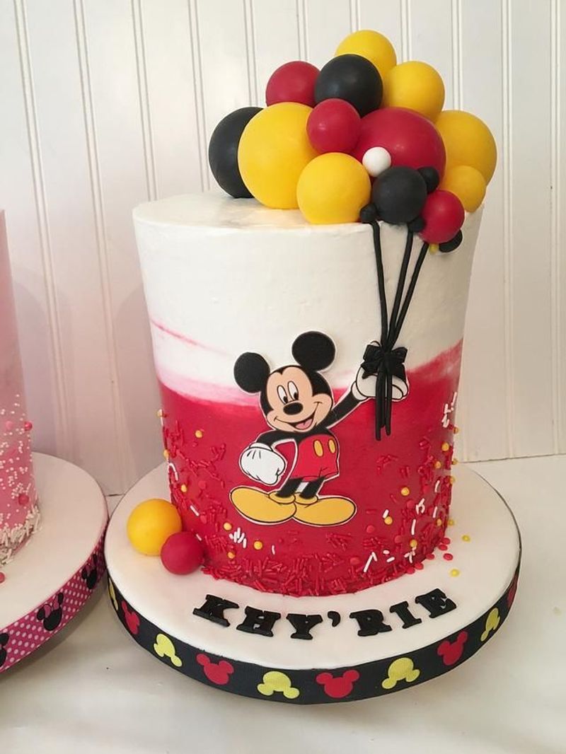 Mickey Balloon Cake