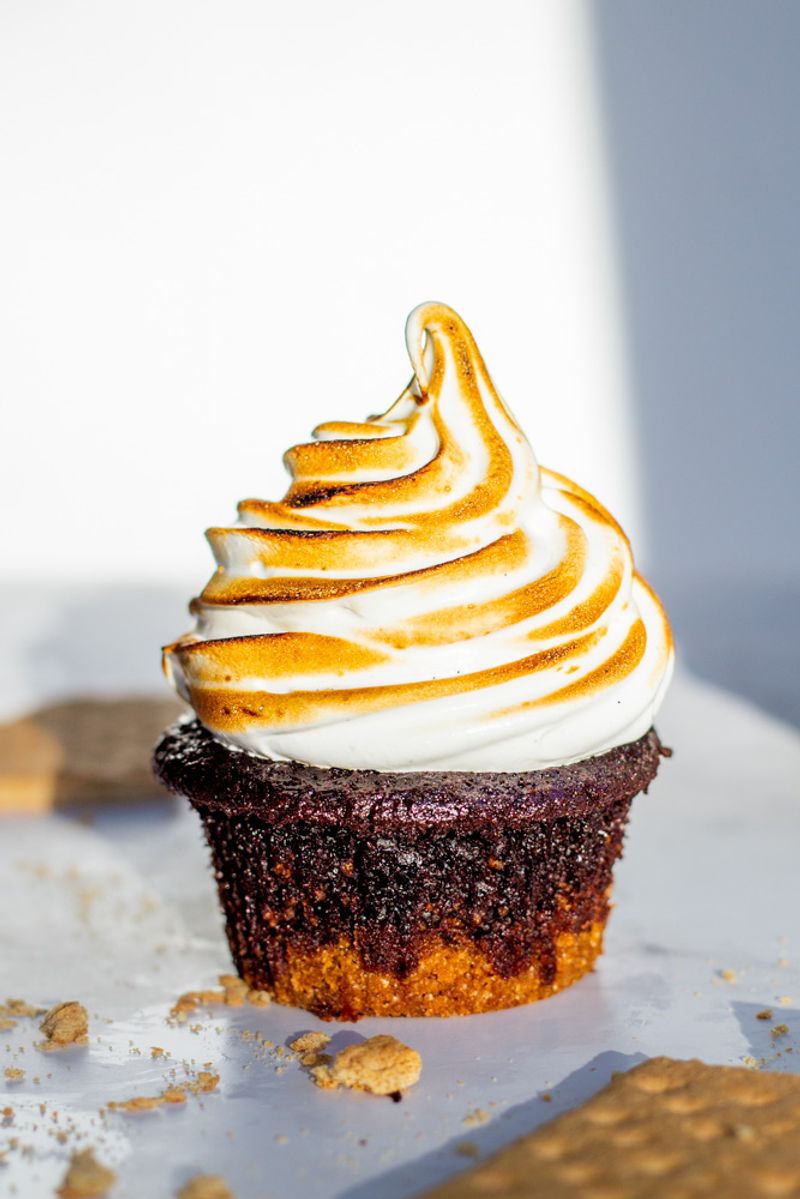 S'mores Campfire Cakes