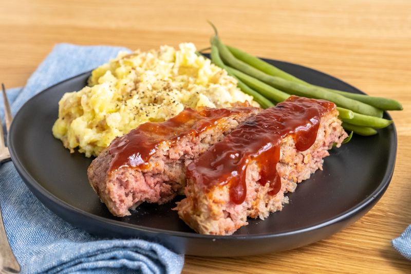 Meatloaf With Mashed Potatoes