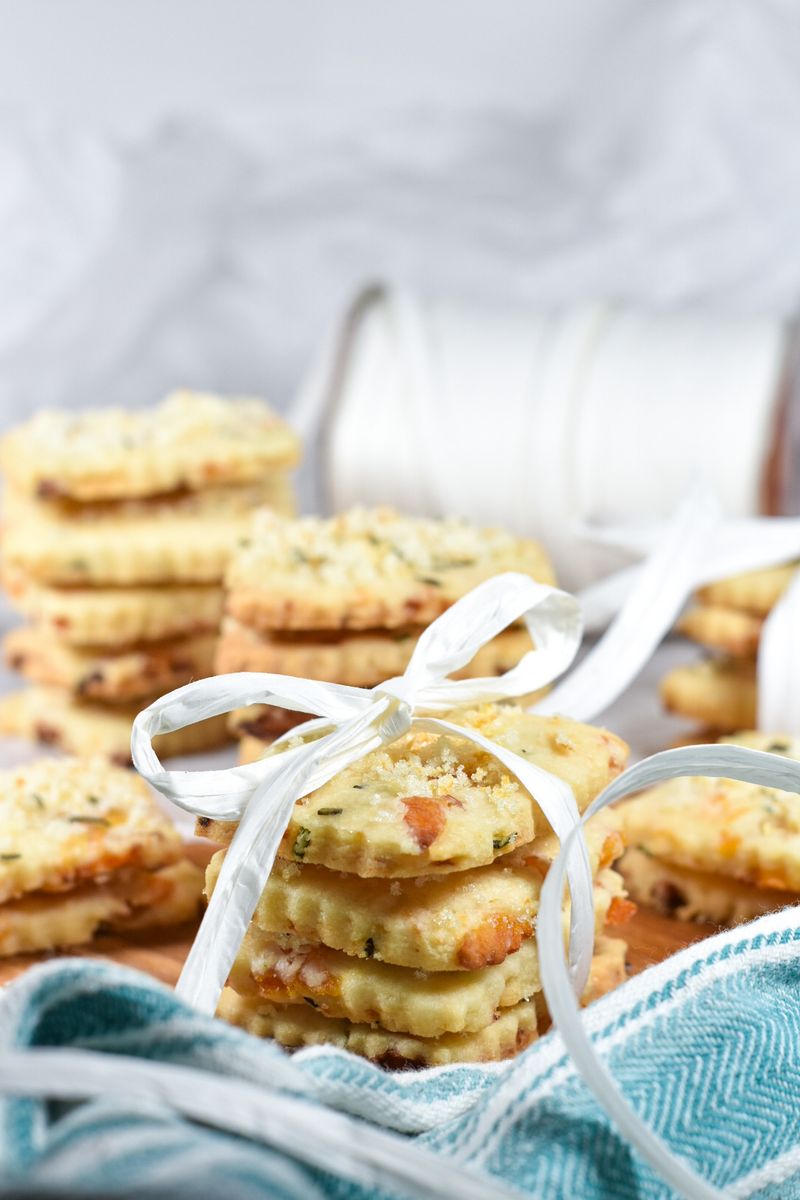 Rosemary Apricot Shortbread