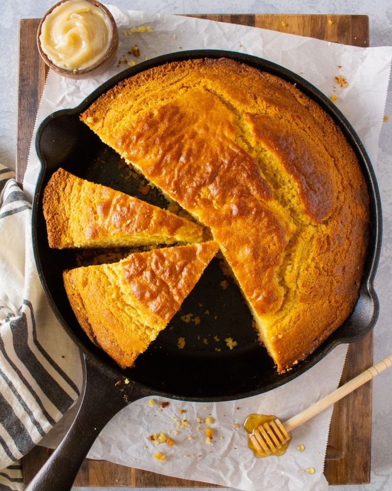 Buttermilk Cornbread With Honey Butter