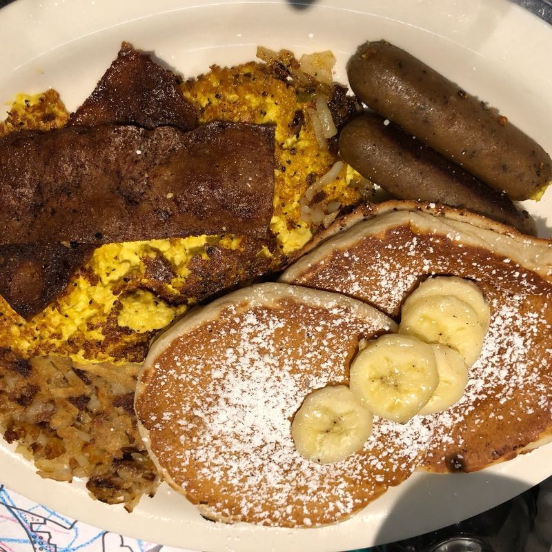 Champs Diner