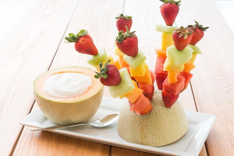 Yogurt-Dipped Strawberry Wands