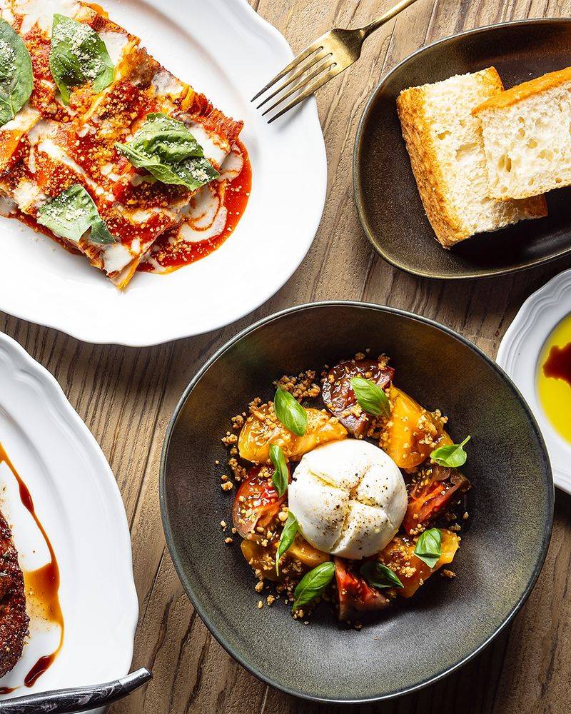 Zio's Italian Kitchen: Garlic Overload