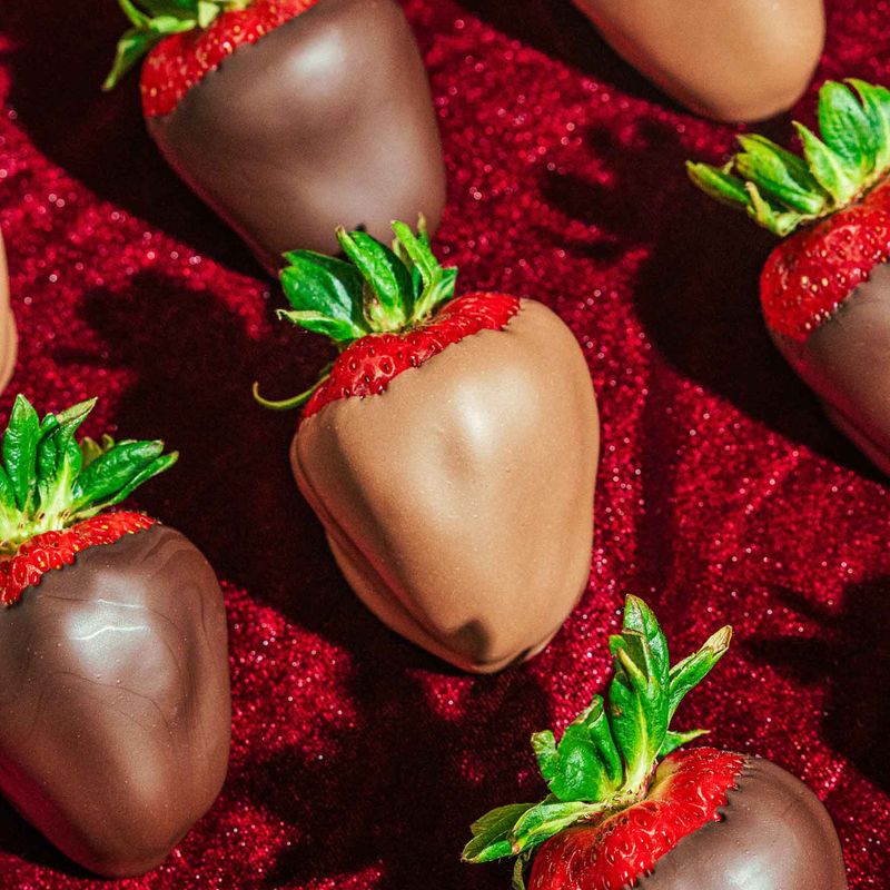 Chocolate-Dipped Strawberries