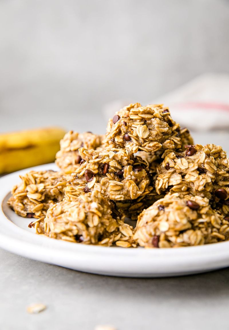 3-Ingredient Banana Oat Cookies