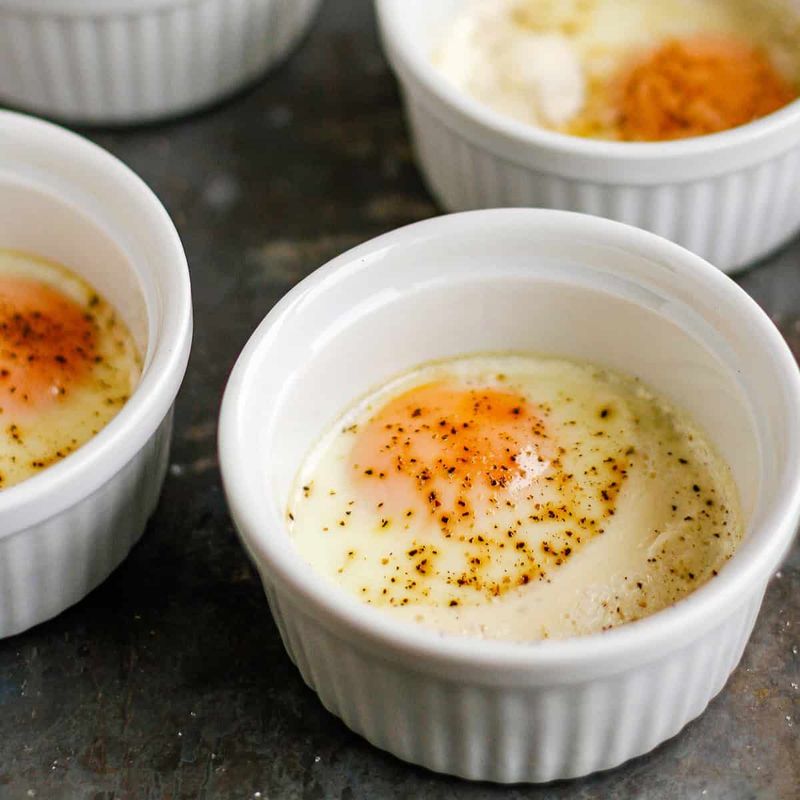 Shirred Eggs With Cream