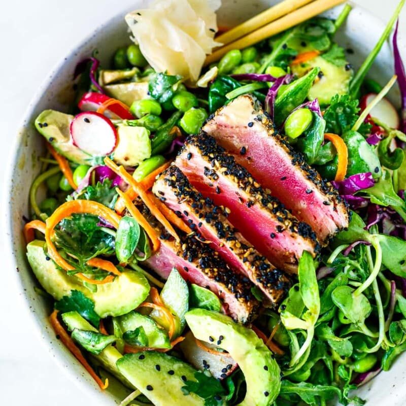 Sesame-Ginger Seared Tuna Salad