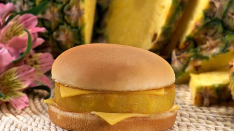 McDonald’s Hula Burger (With Pineapple Instead Of Meat)