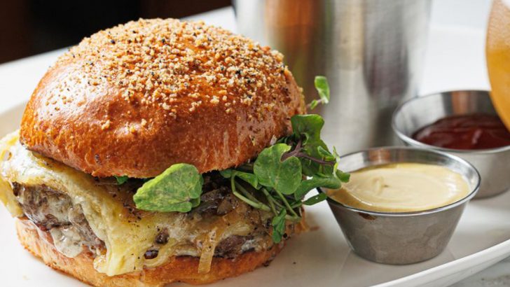 Burger Royalty: 9 All-Time American Greats—And 7 Total Flops