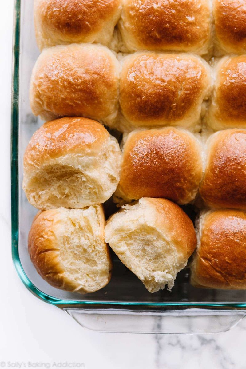 Heavenly Dinner Rolls