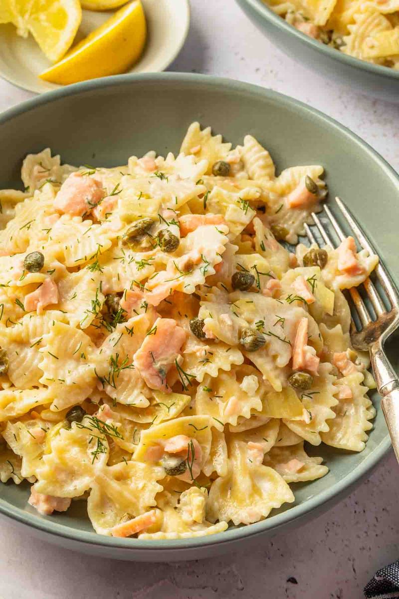 Smoked Salmon Pasta With Dill Cream