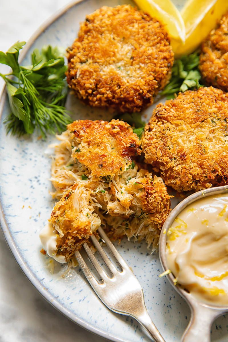 Crab Cakes With Herb Aioli