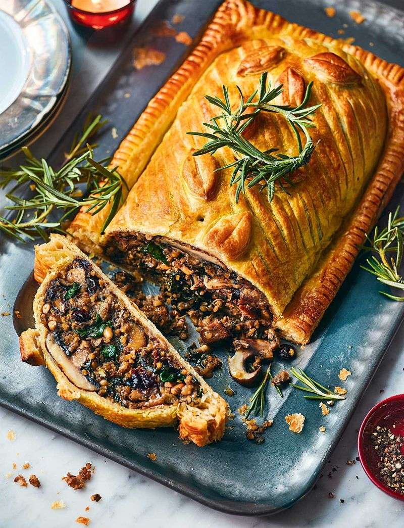 Mushroom Wellington With Red Wine Jus