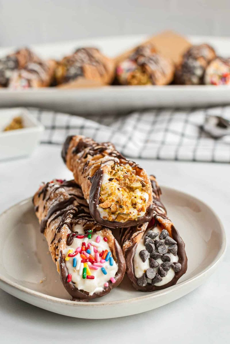 Rice Krispies Cannoli Cups