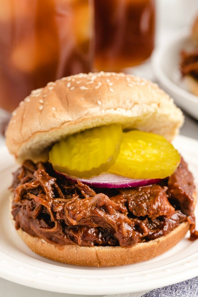 Slow Cooker BBQ Beef Sandwiches