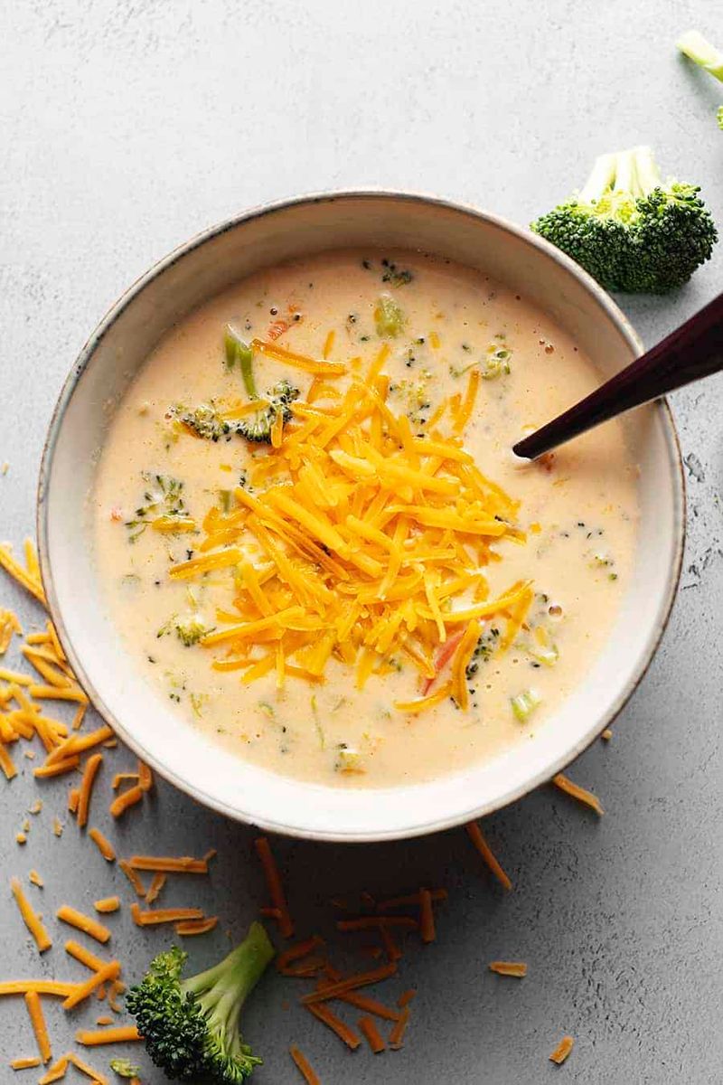 Cheesy Broccoli Soup