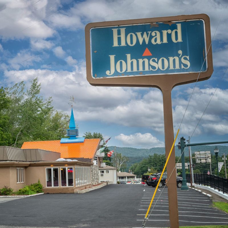 Howard Johnson's - Nostalgia Couldn't Save The Orange Roof