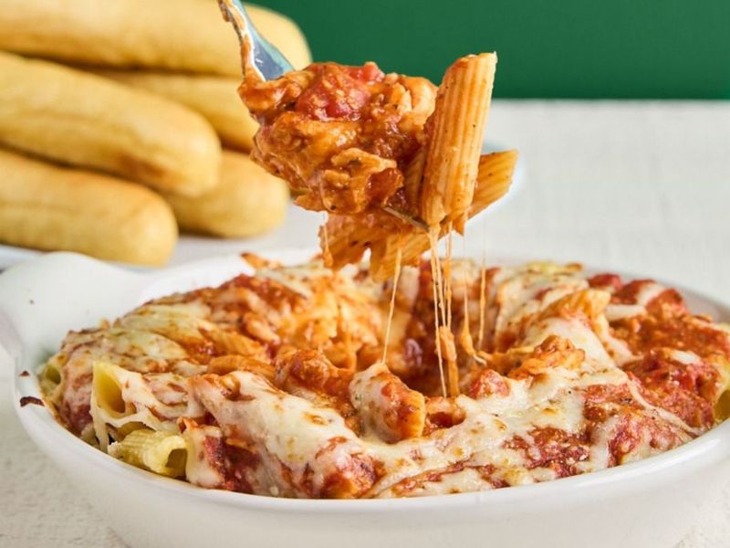Fazoli’s – Free Pasta With Entrée Purchase Using Code MOTHERS24