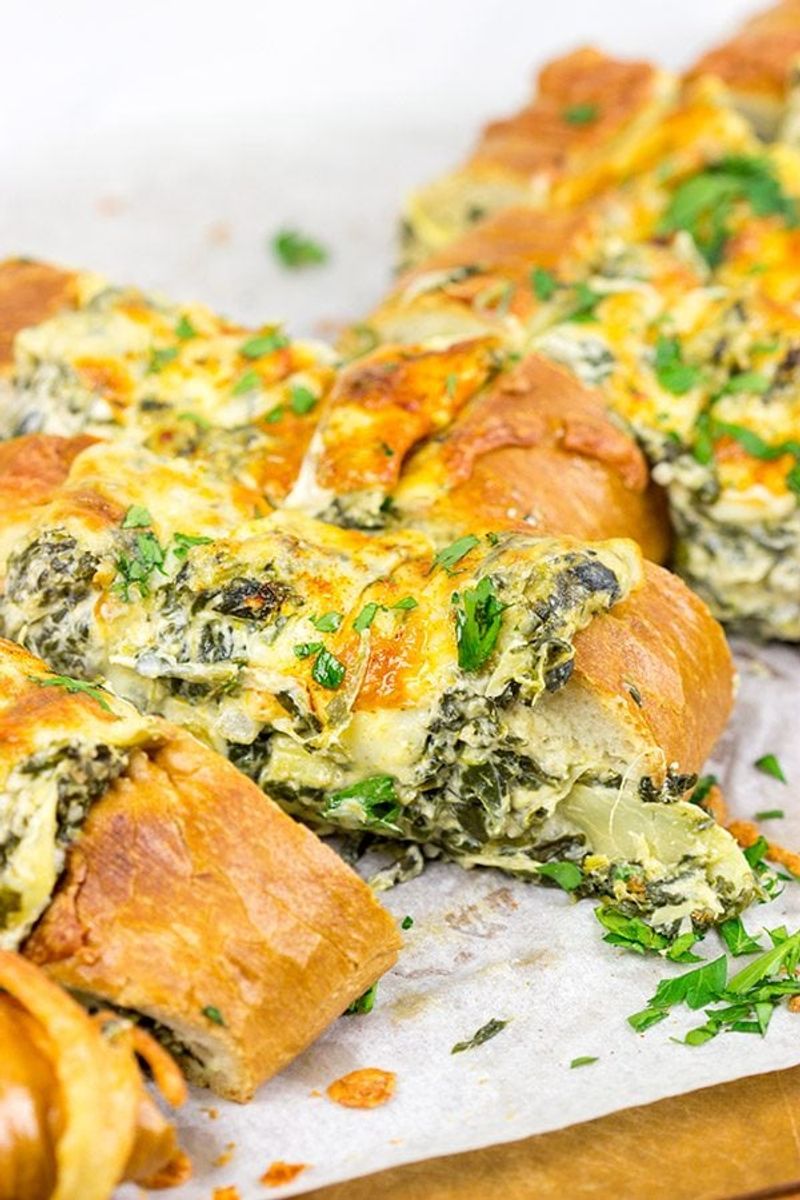 Spinach Artichoke Pull-Apart Bread