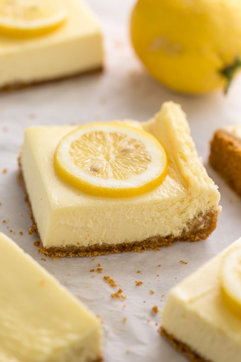 Lemon Cheesecake Pie Bars