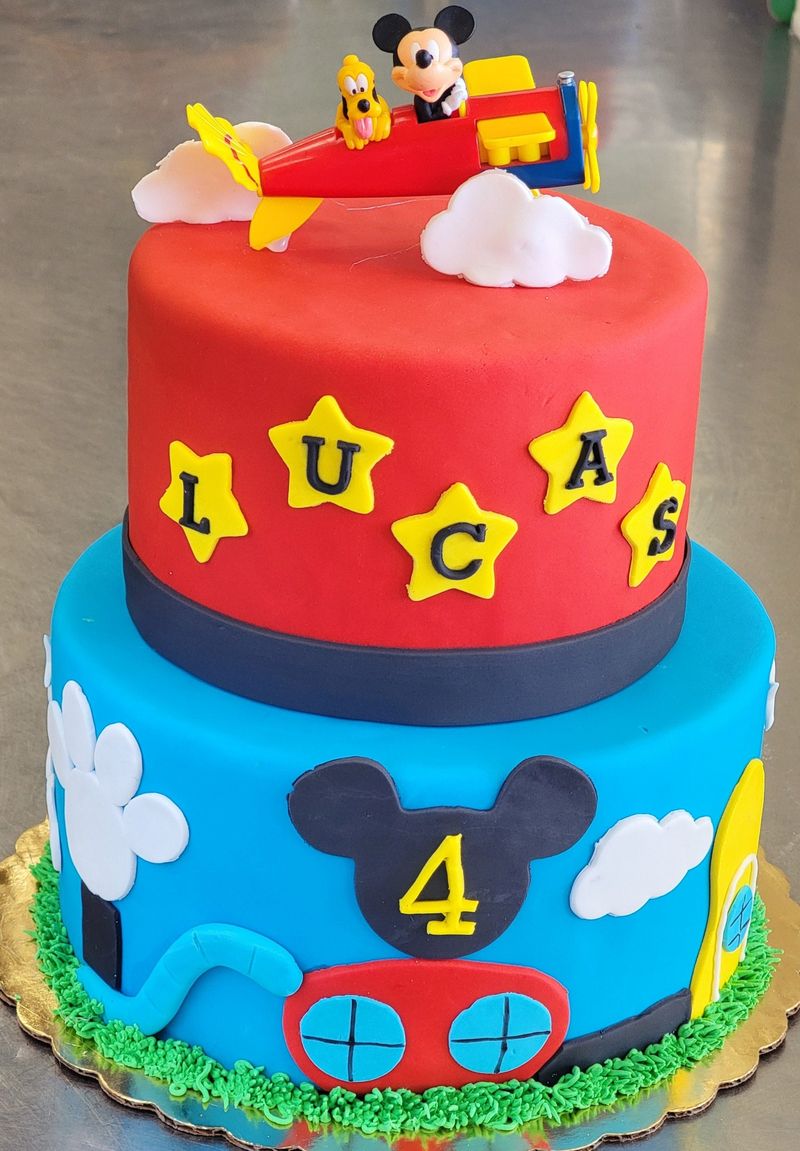 Mickey Mouse Clubhouse Cake