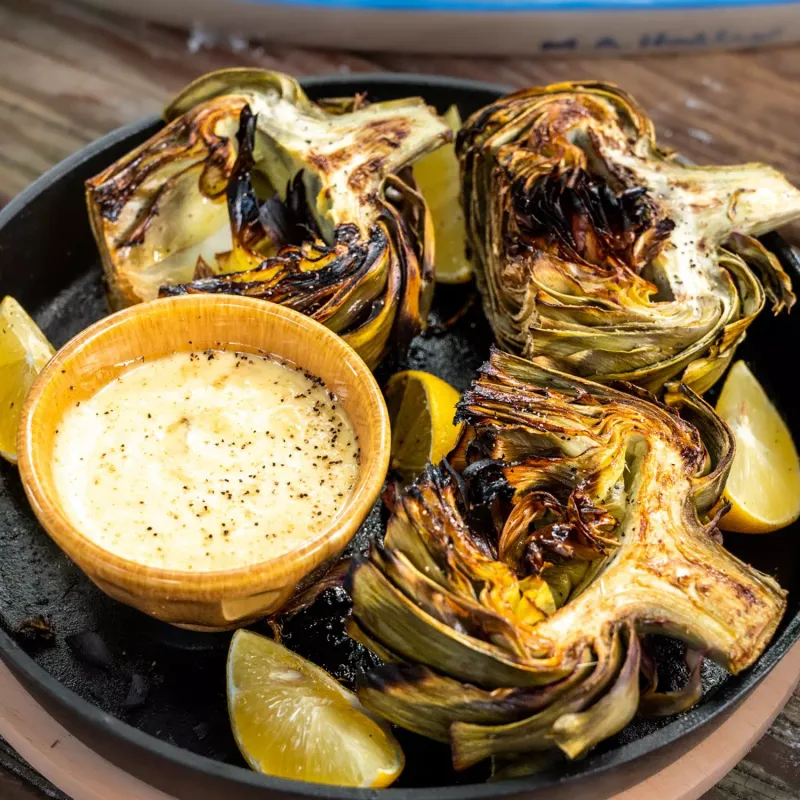 Grilled Artichokes With Lemon Aioli