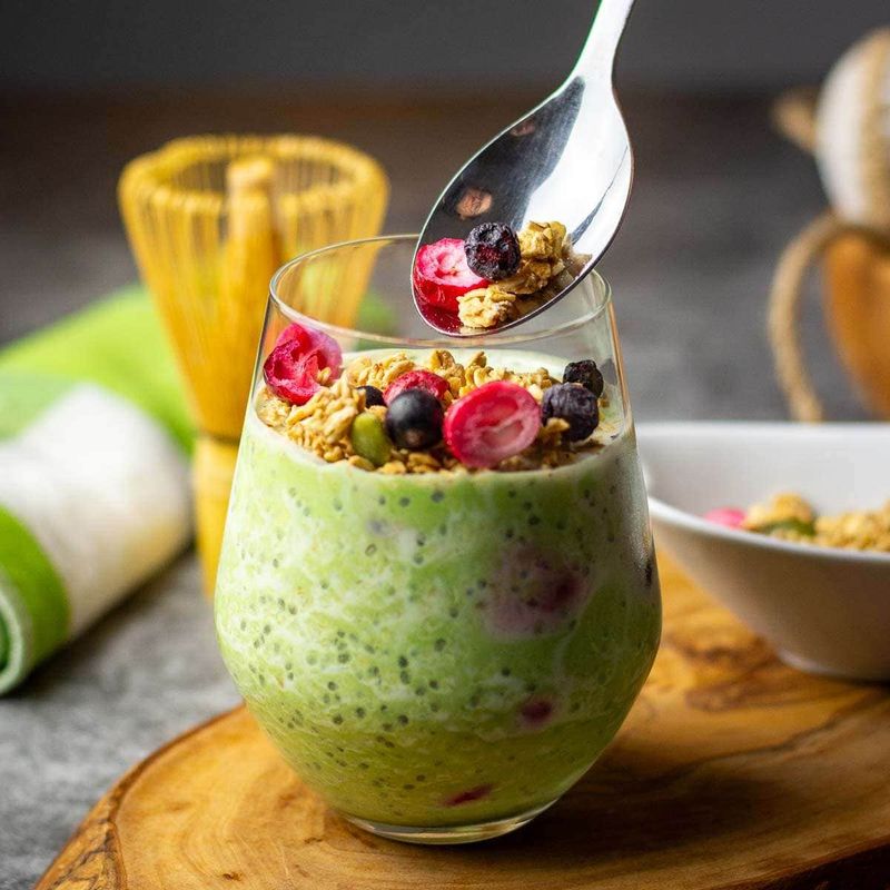 Heart-Healthy Matcha Oatmeal
