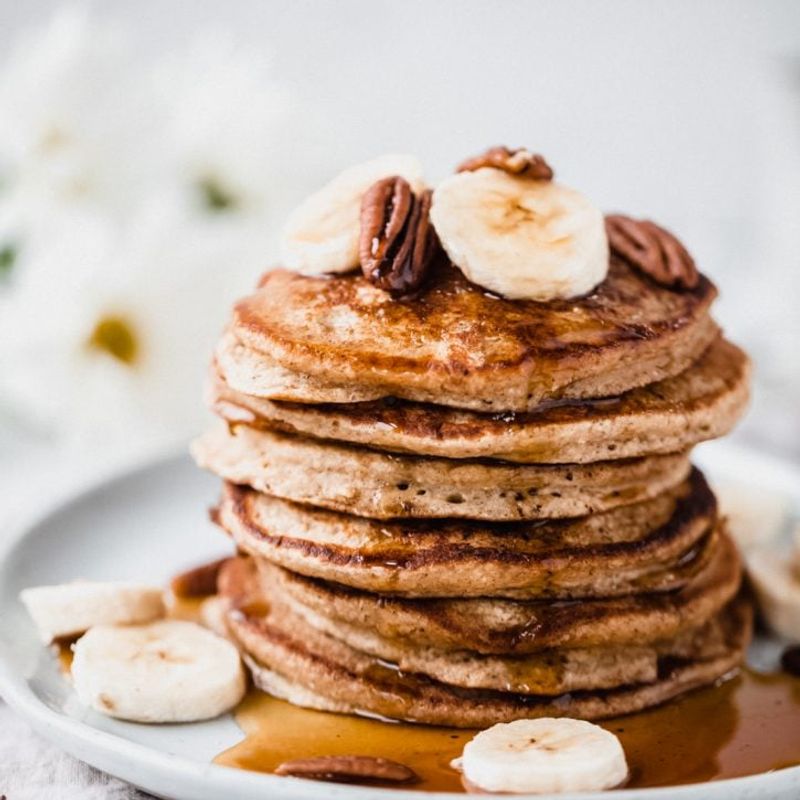 Banana Oat Pancakes (Freezer-Friendly)