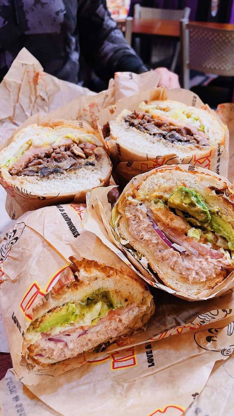 Ike's Love & Sandwiches