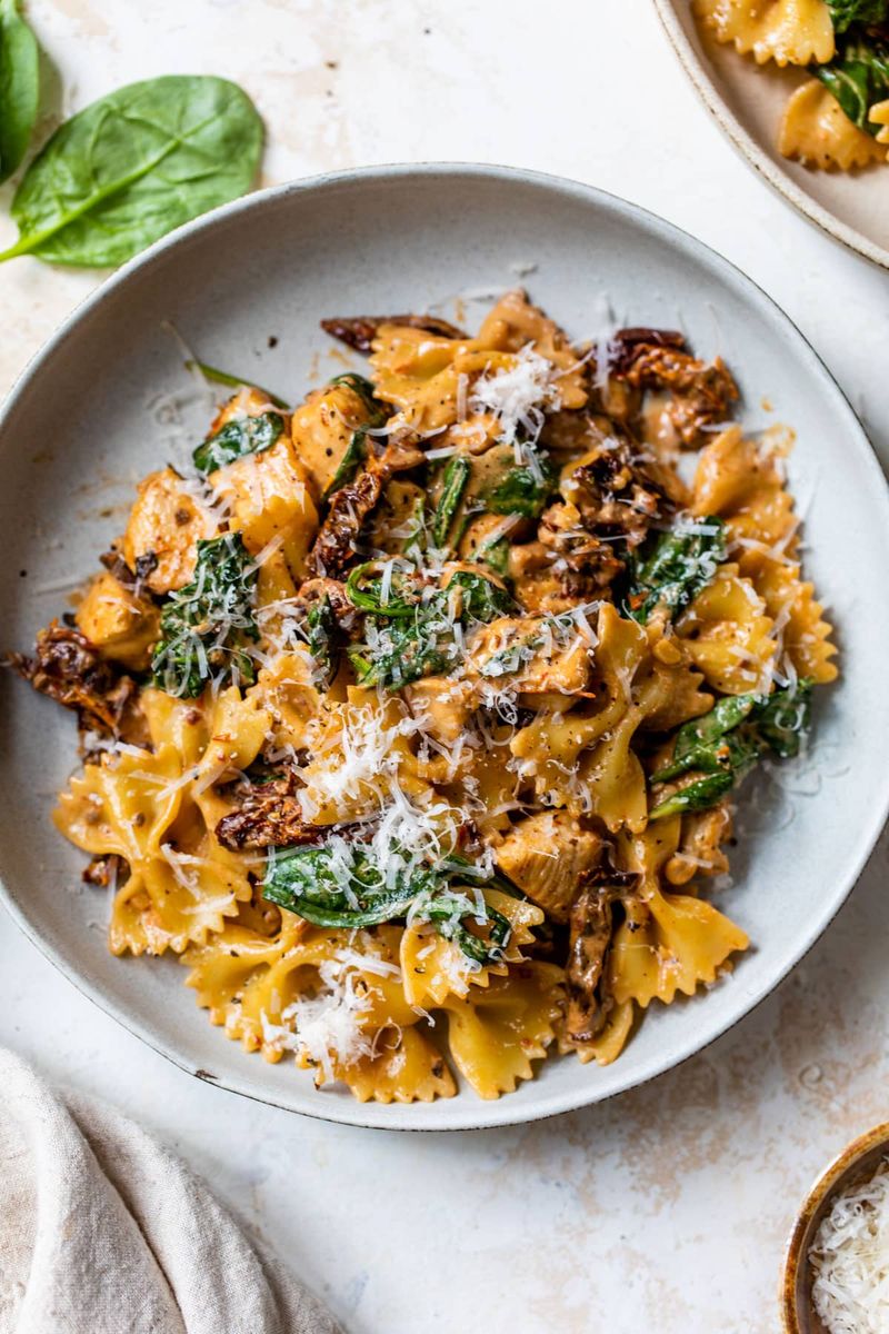 Sun-Dried Tomato Pasta With Chicken