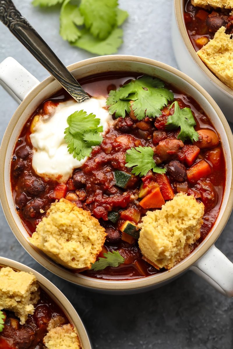 Veggie Chili With Cornbread