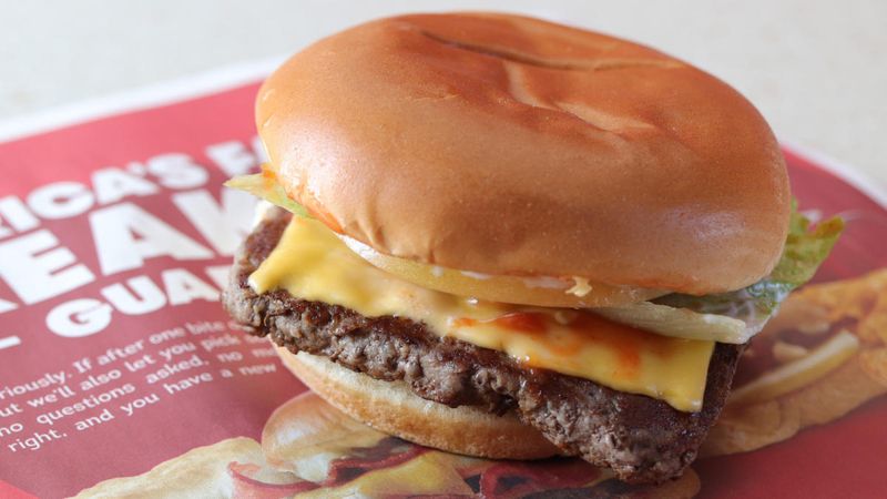 Cheesy Cheddarburger