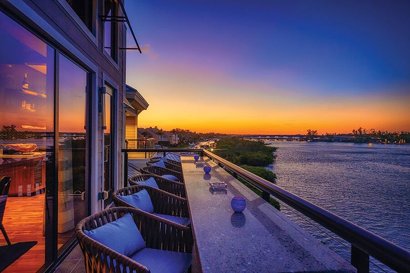 Leopard Lounge Rooftop