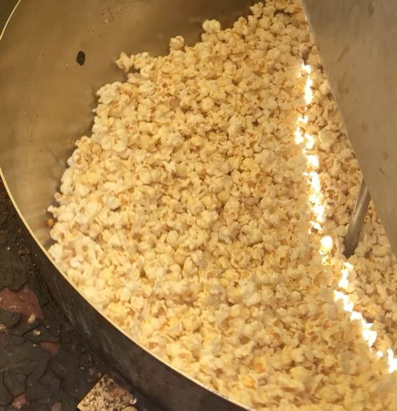 Kettle Corn: Sweet-Salty Popcorn Crack
