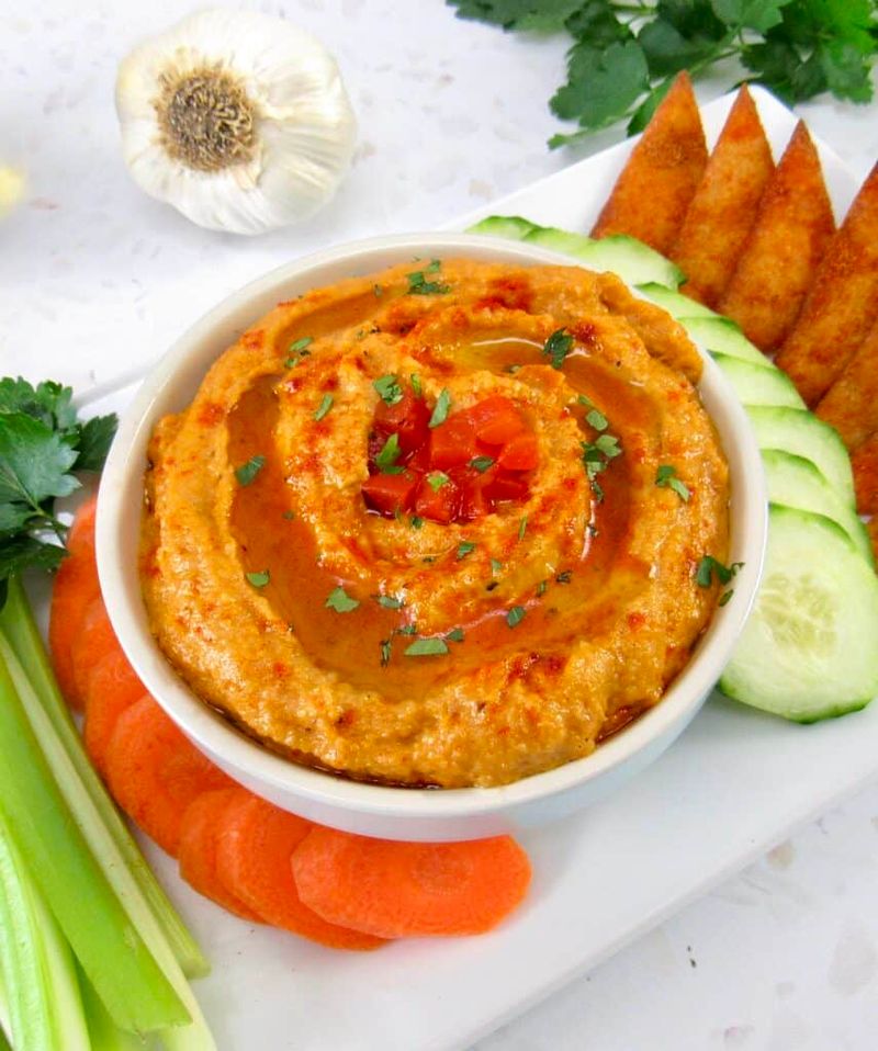 Cauliflower Hummus With Veggie Sticks