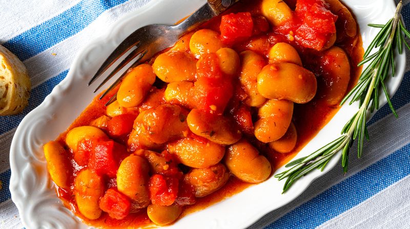 Giant Baked Beans In Tomato Sauce