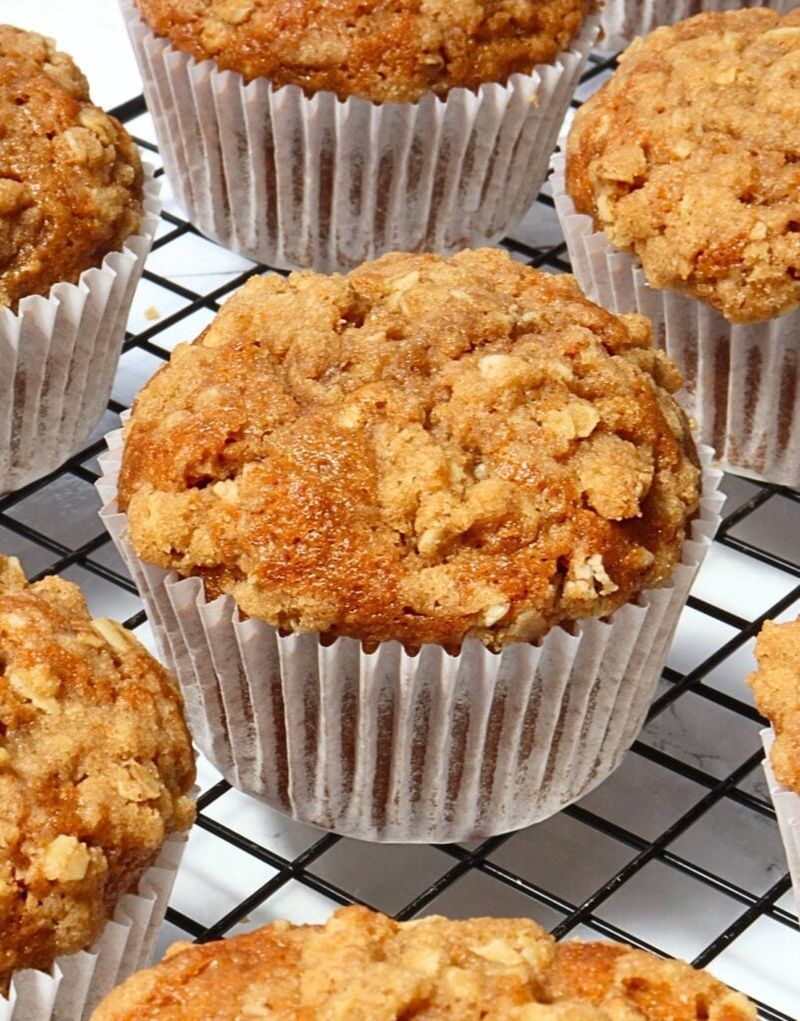Oatmeal Cookie Muffins