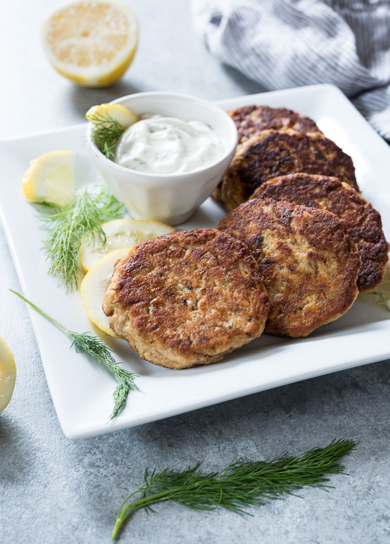 Salmon Quinoa Cakes