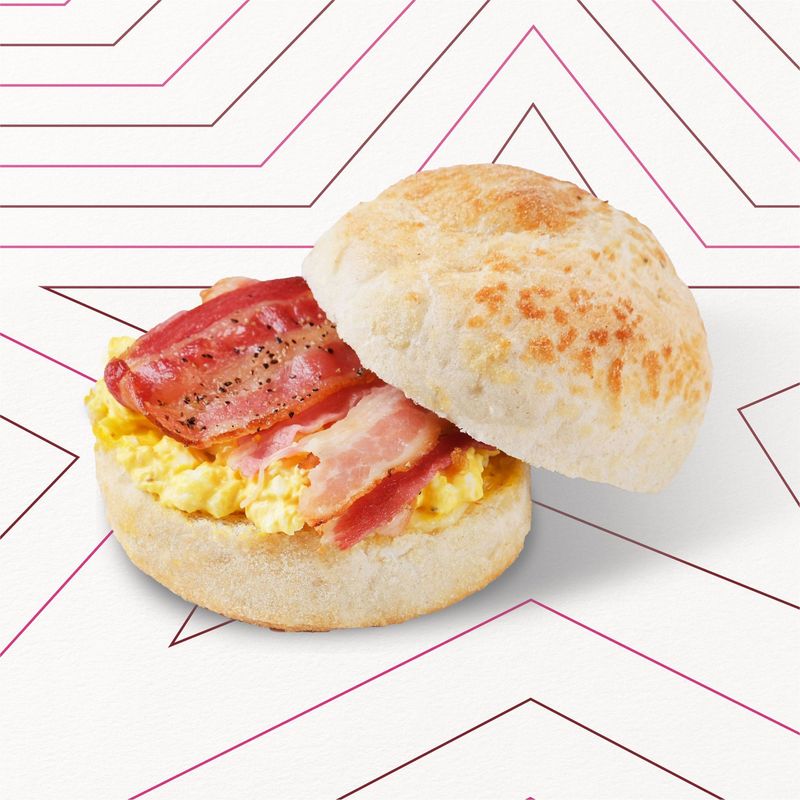 Pret A Manger Egg & Bacon Brioche