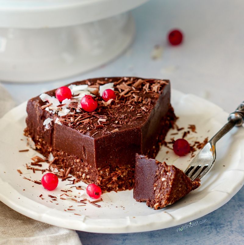 Raw Vegan Cakes
