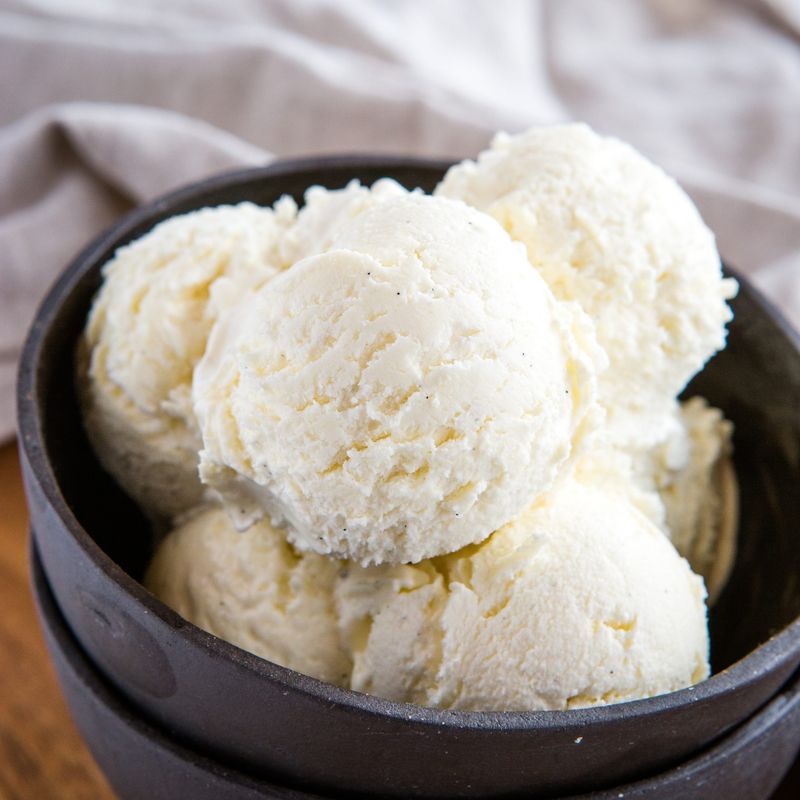 No-Churn Vanilla Ice Cream