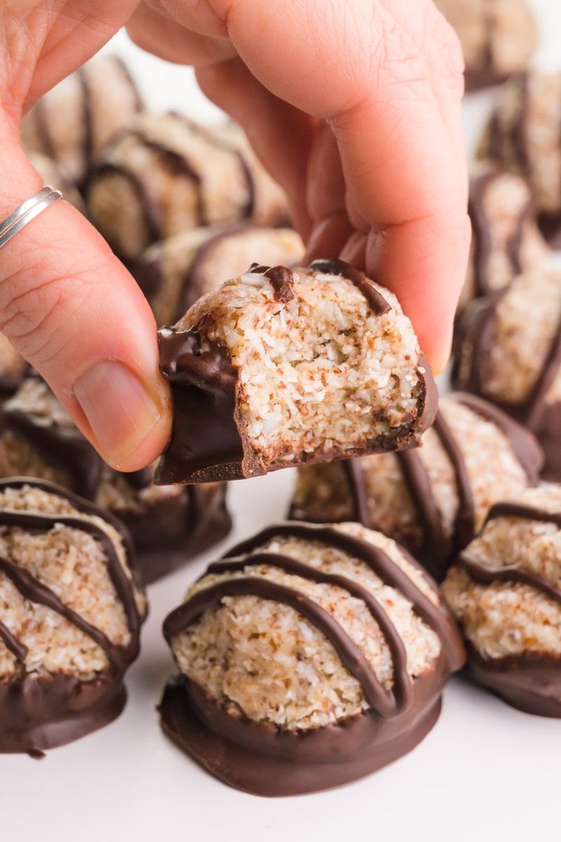 Chocolate Coconut Macaroons
