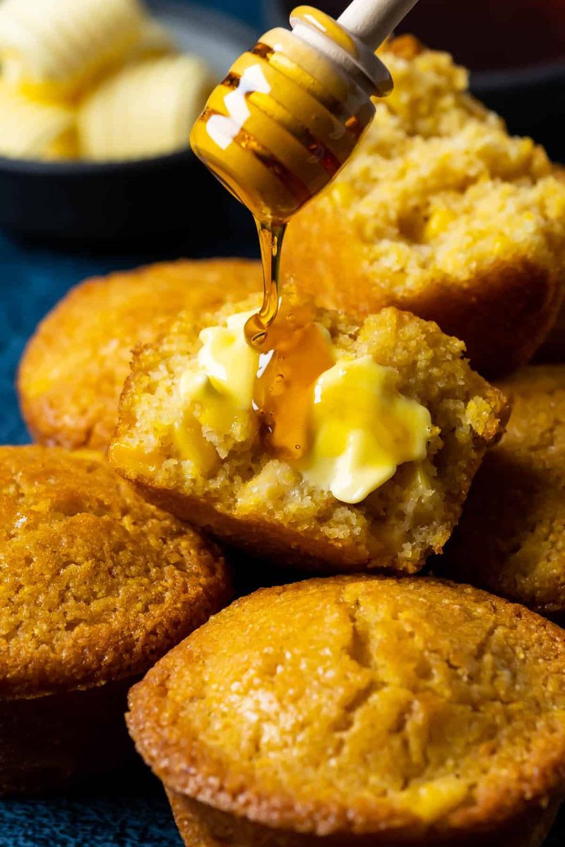 Vegan Cornbread Muffins