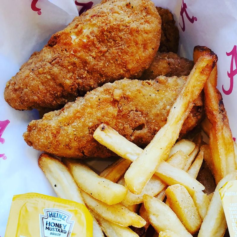 Chicken Tender Baskets With Honey Mustard