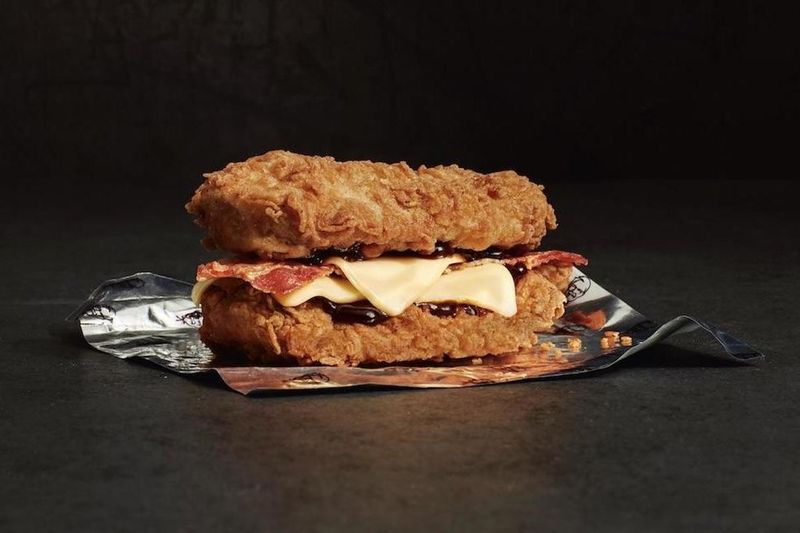KFC’s Double Down “Burger” (With No Bun, Just Chicken)