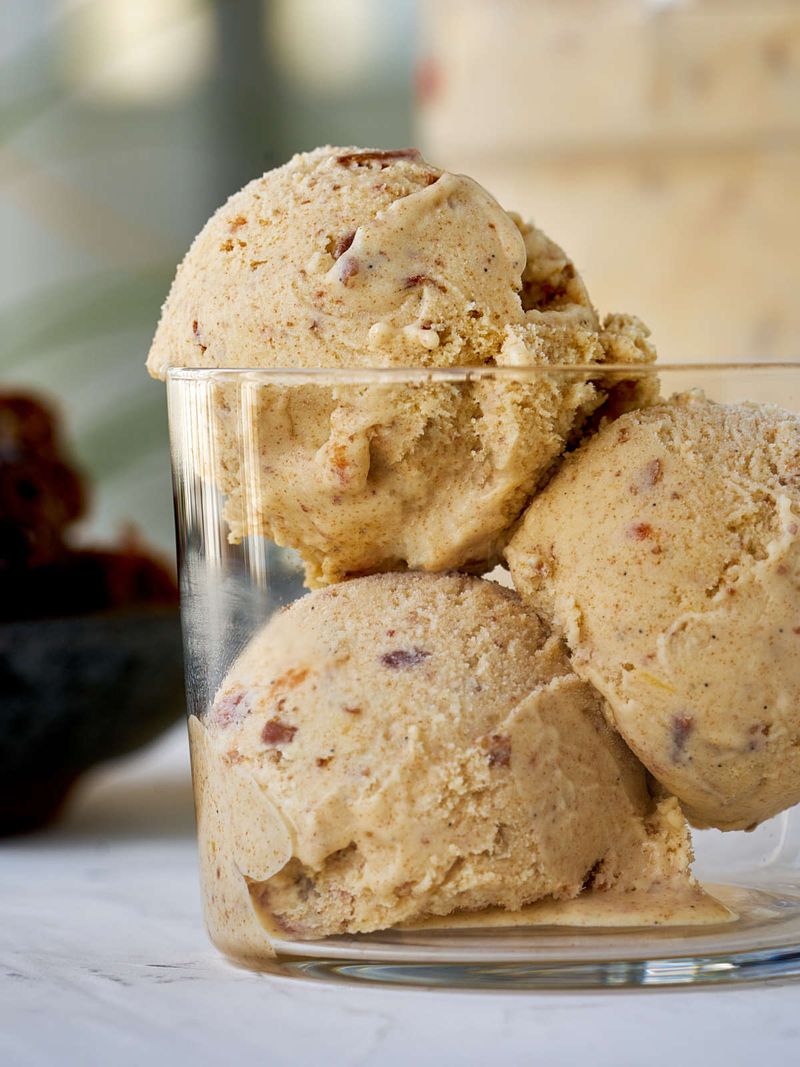 Date-Sweetened Banana Ice Cream