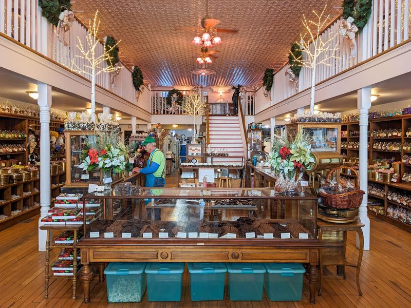 The Sweet Palace (Phillipsburg, Montana)