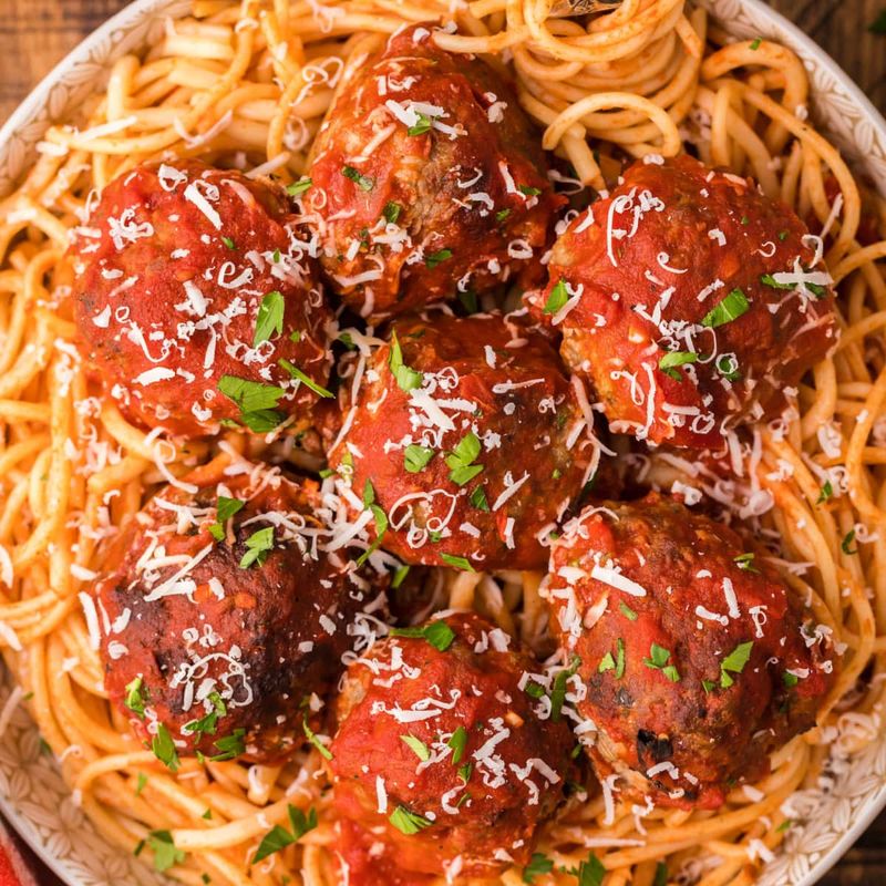 Spaghetti With Meat Sauce And Meatballs