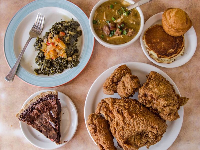 Arnold’s Country Kitchen – Nashville, TN